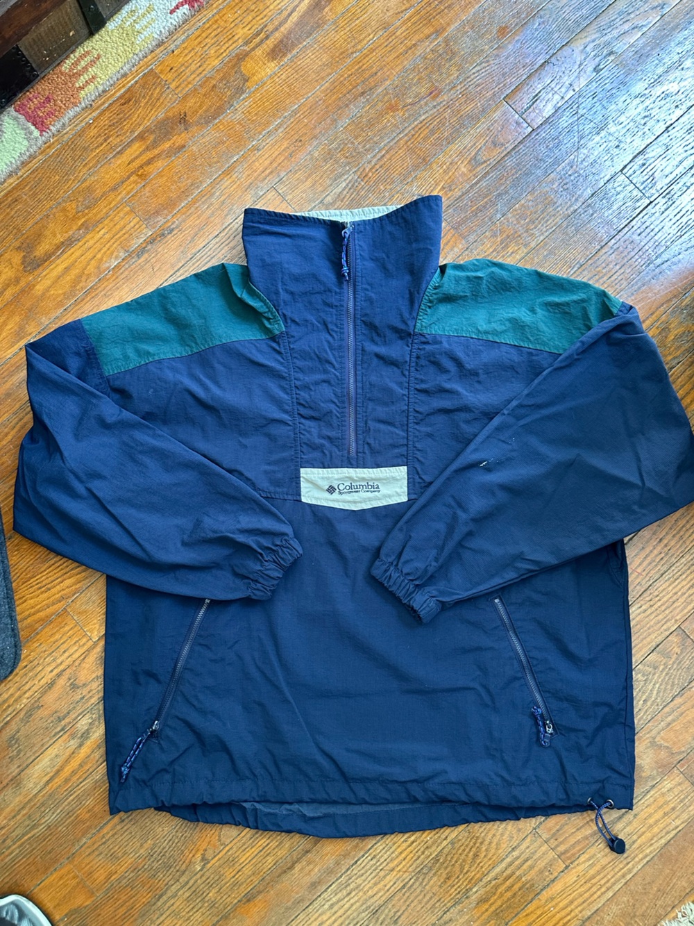 Vintage Columbia Sportswear Women’s Navy, Green, Tan Half-zip Windbreaker